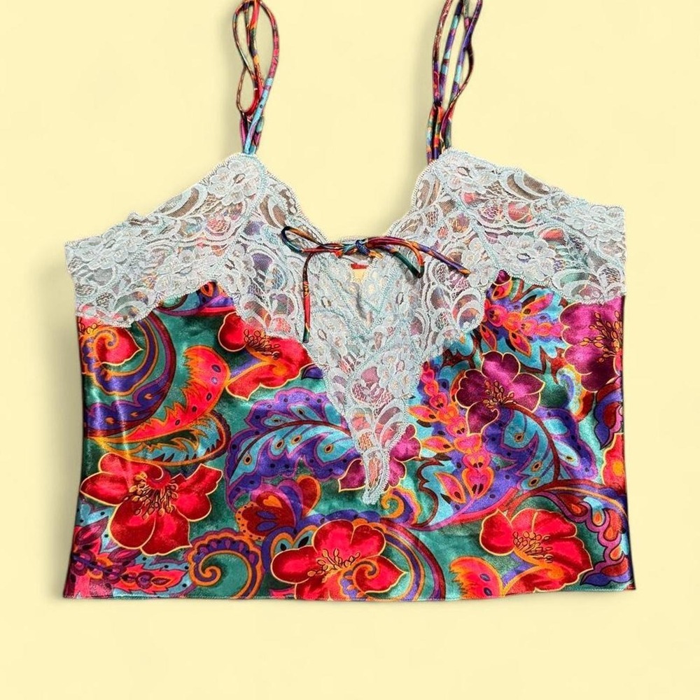 Gold Label 80s-90s Victoria's Secret floral and paisley lace cami top